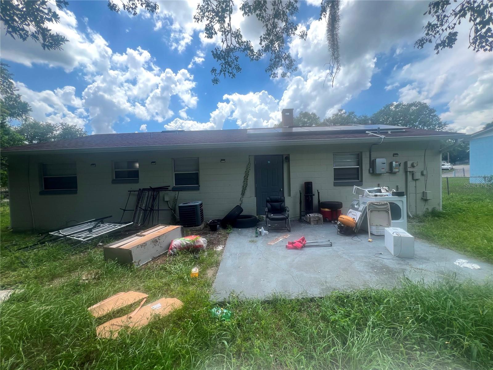 833 Longview Ave Property Photo 2