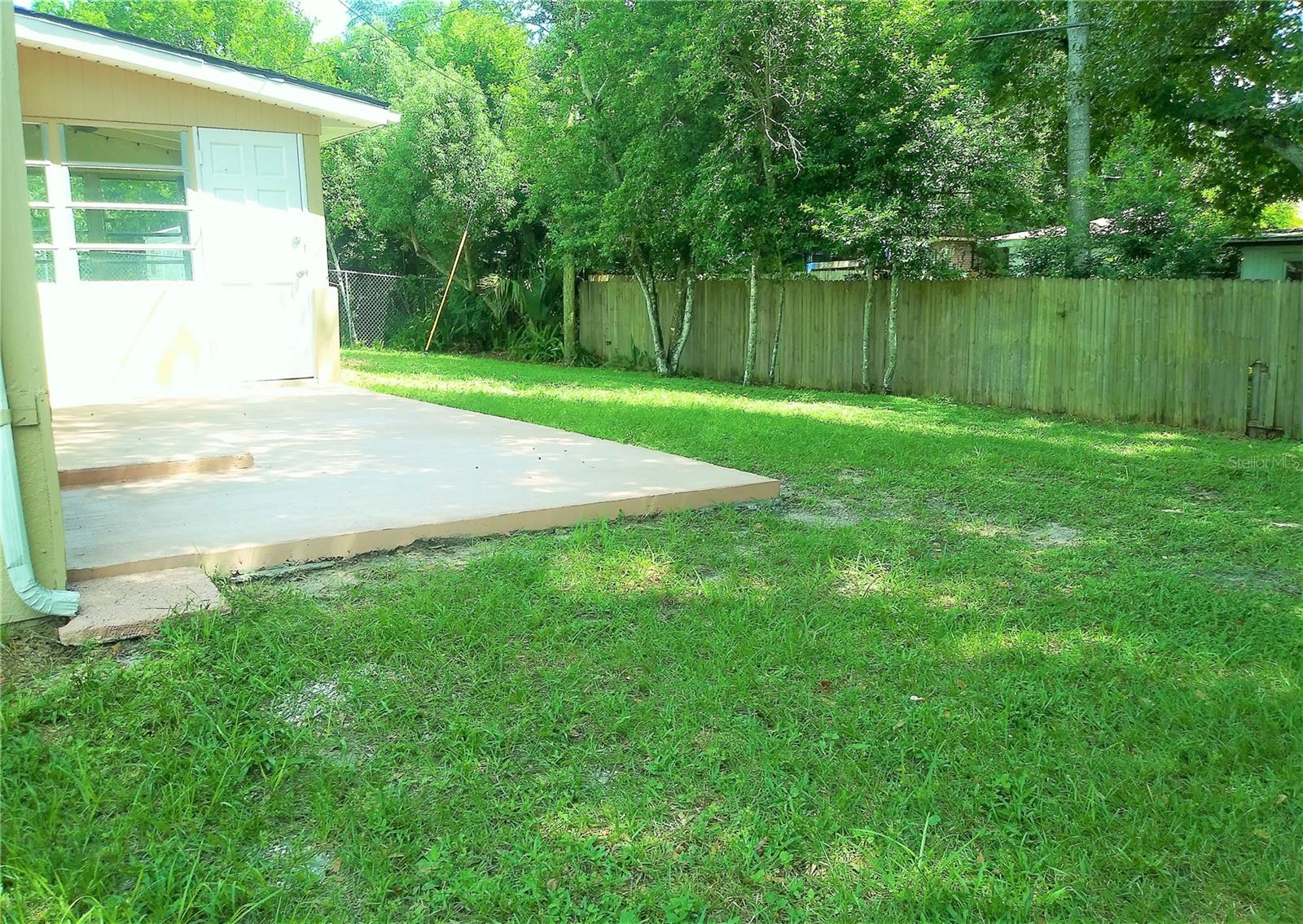 641 Merrimac St Property Photo 17