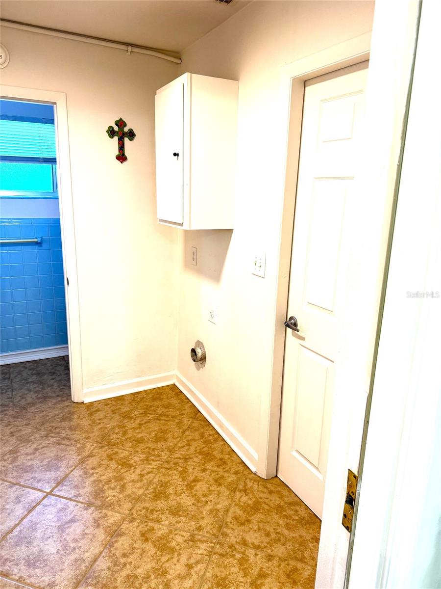 641 Merrimac St Property Photo 22