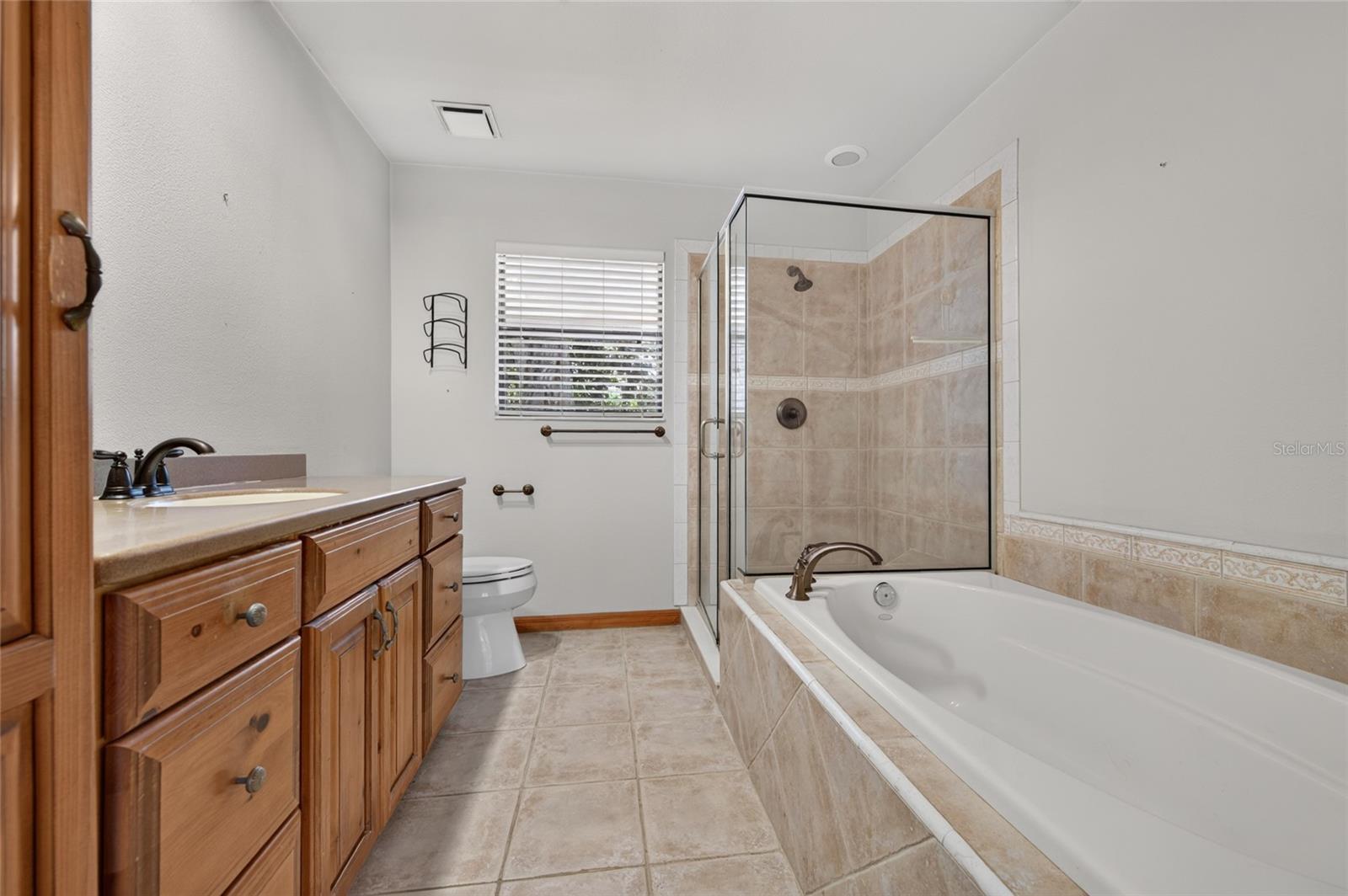 1203 Overbrook Dr Property Photo 10