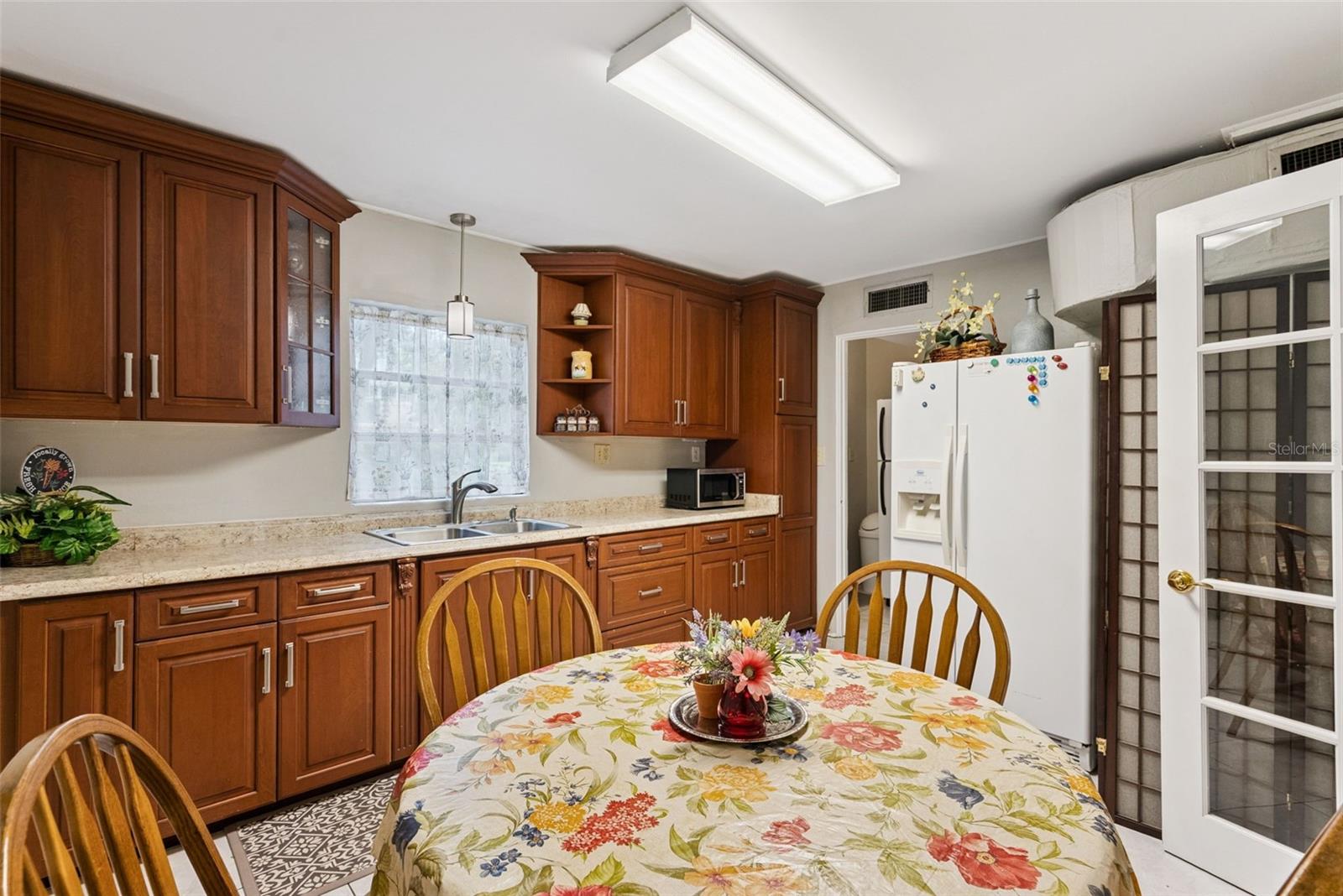 112 Pasadena Pl Property Photo 16