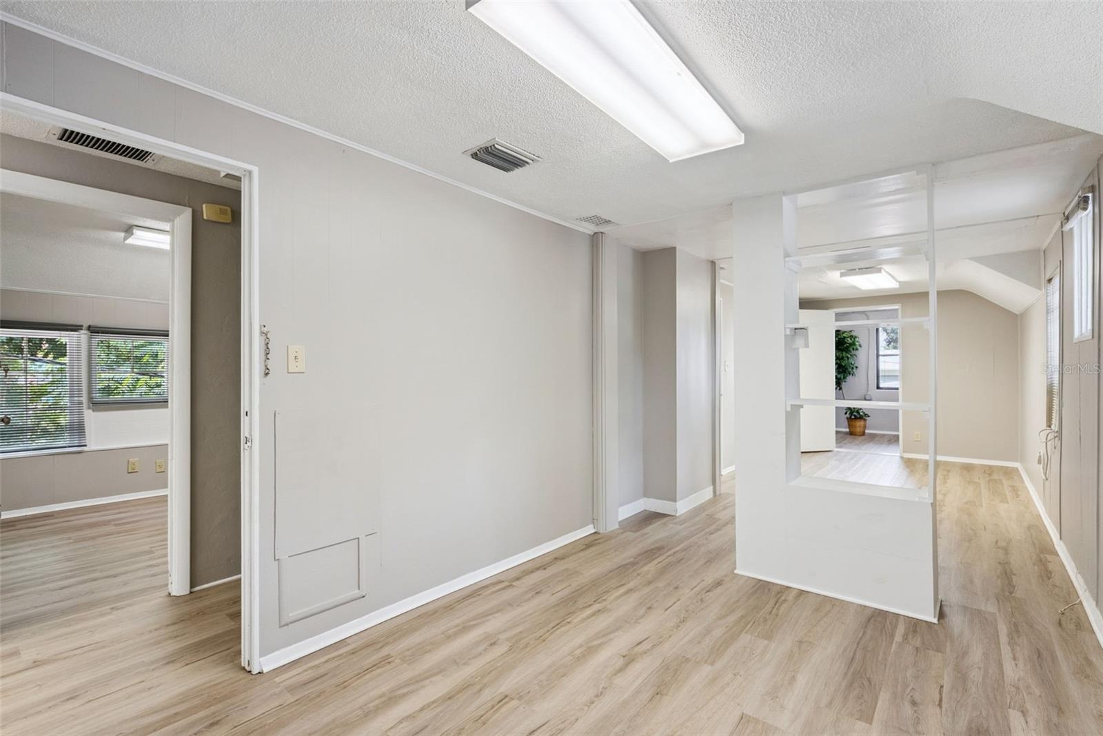 112 Pasadena Pl Property Photo 18