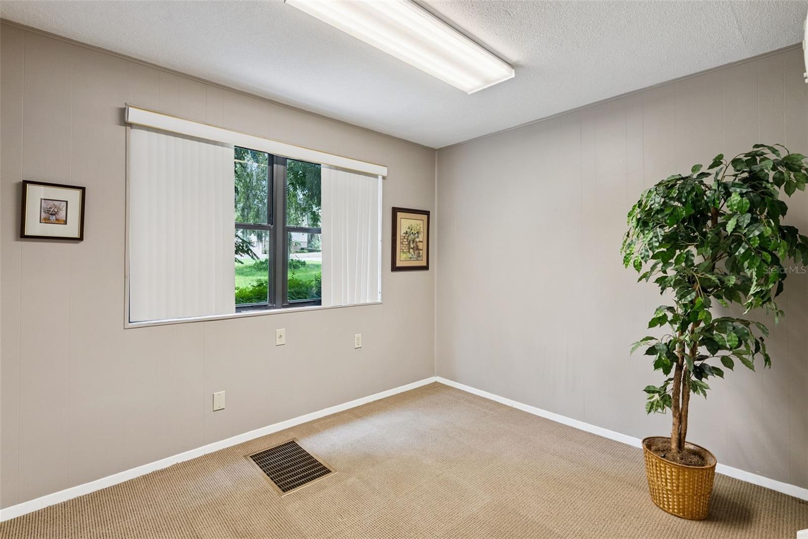 112 Pasadena Pl Property Photo 40
