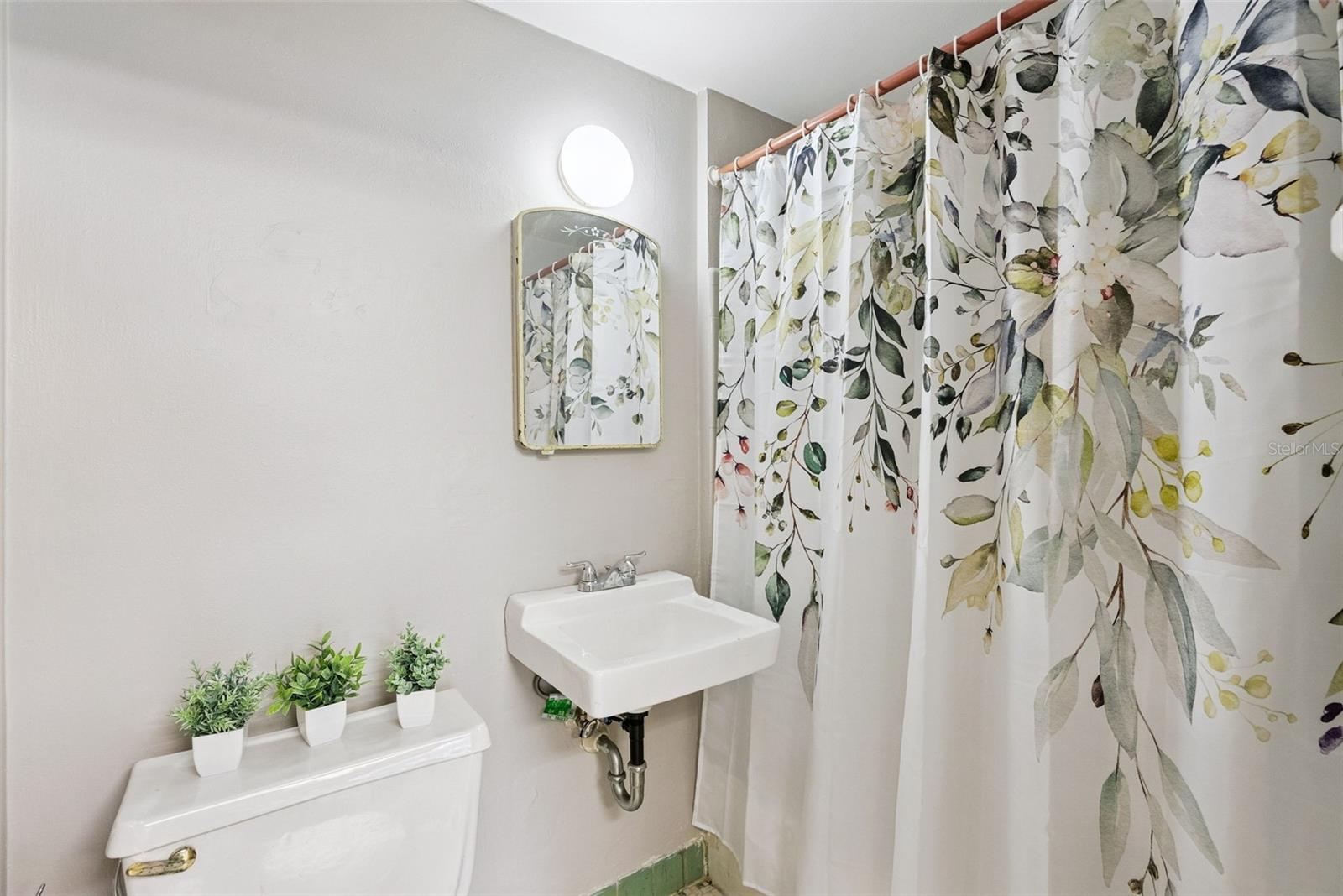 112 Pasadena Pl Property Photo 41