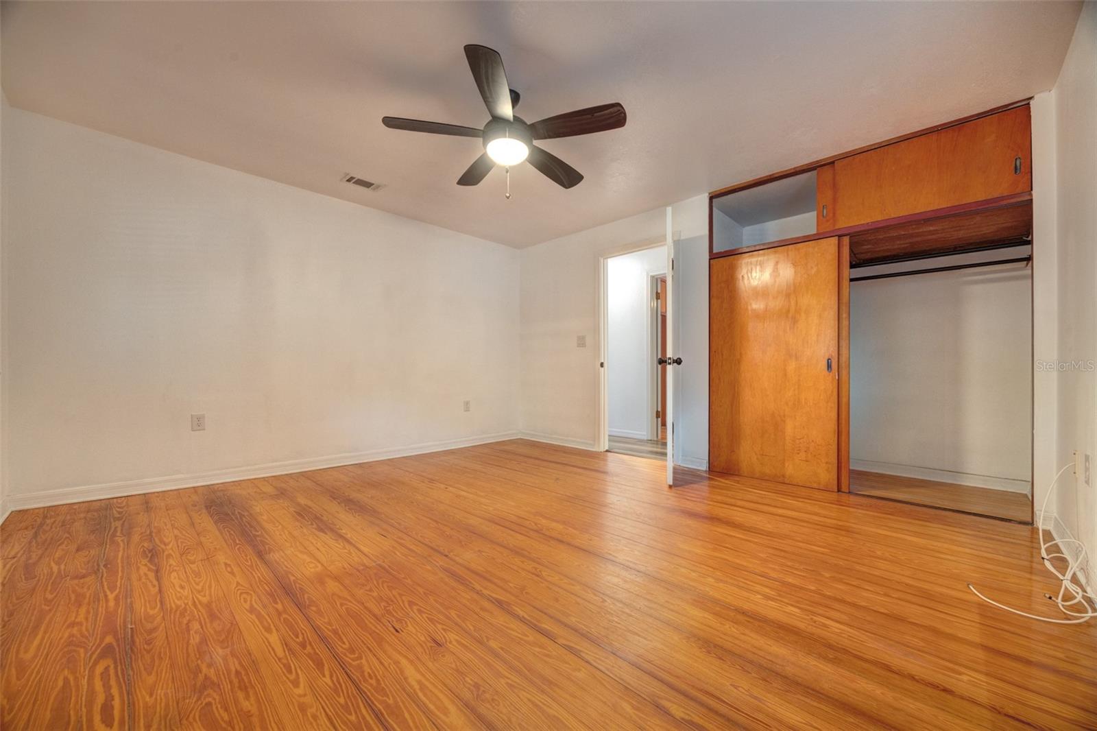 355 W Wisconsin Ave Property Photo 24