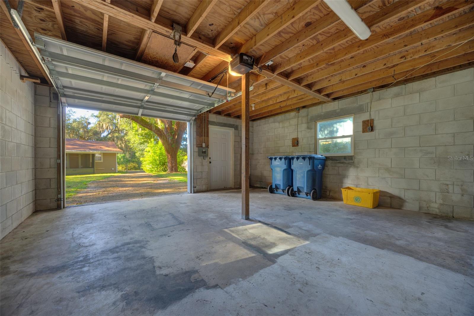 355 W Wisconsin Ave Property Photo 36