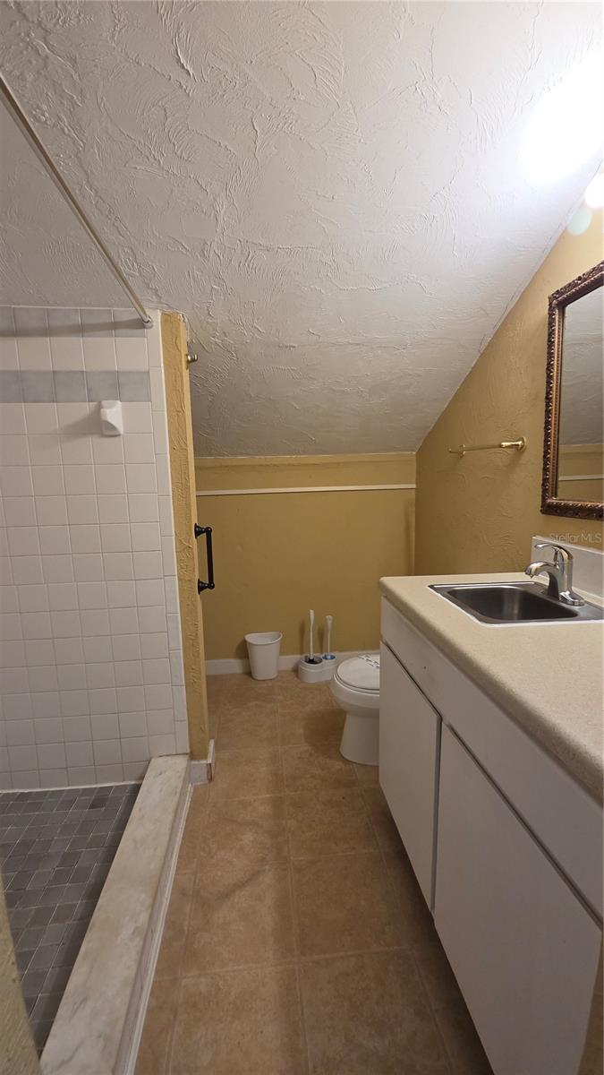 1411 E New York Ave Property Photo 12
