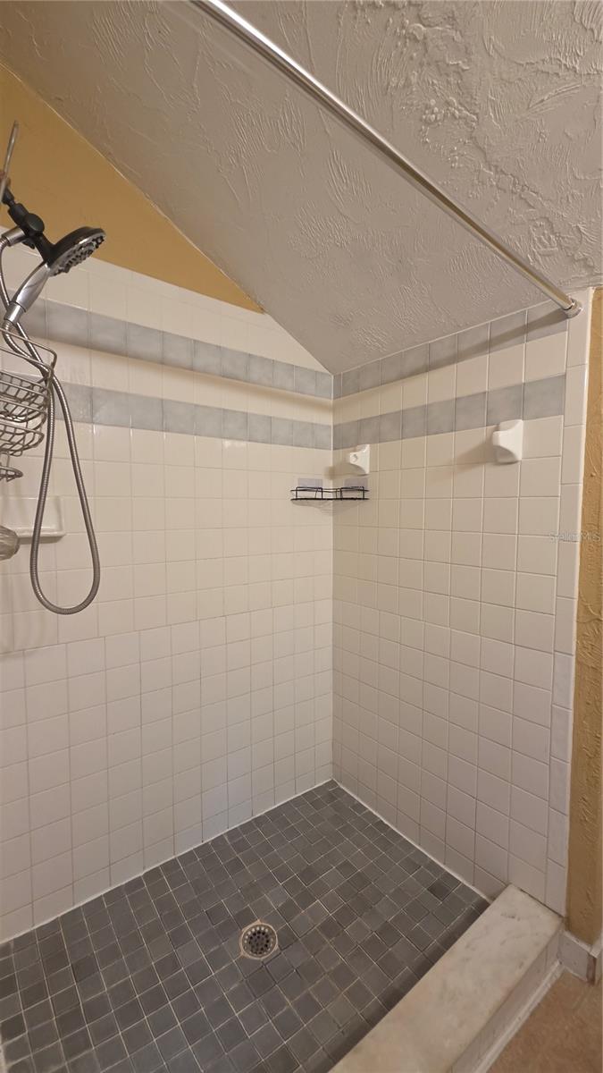 1411 E New York Ave Property Photo 16
