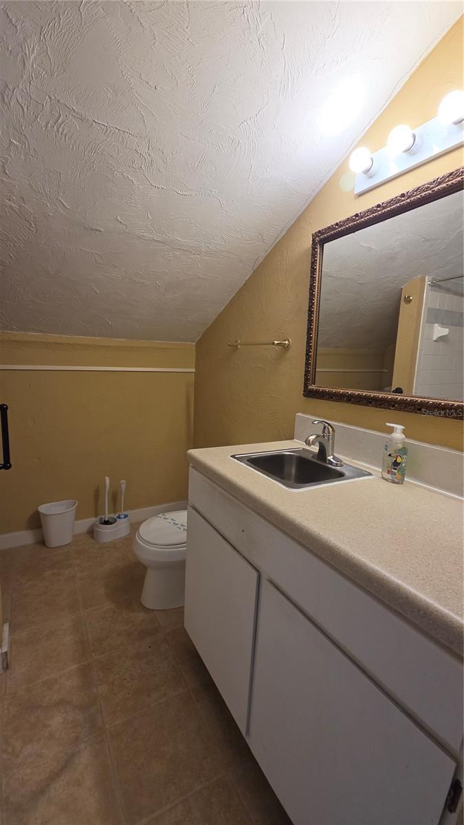 1411 E New York Ave Property Photo 17