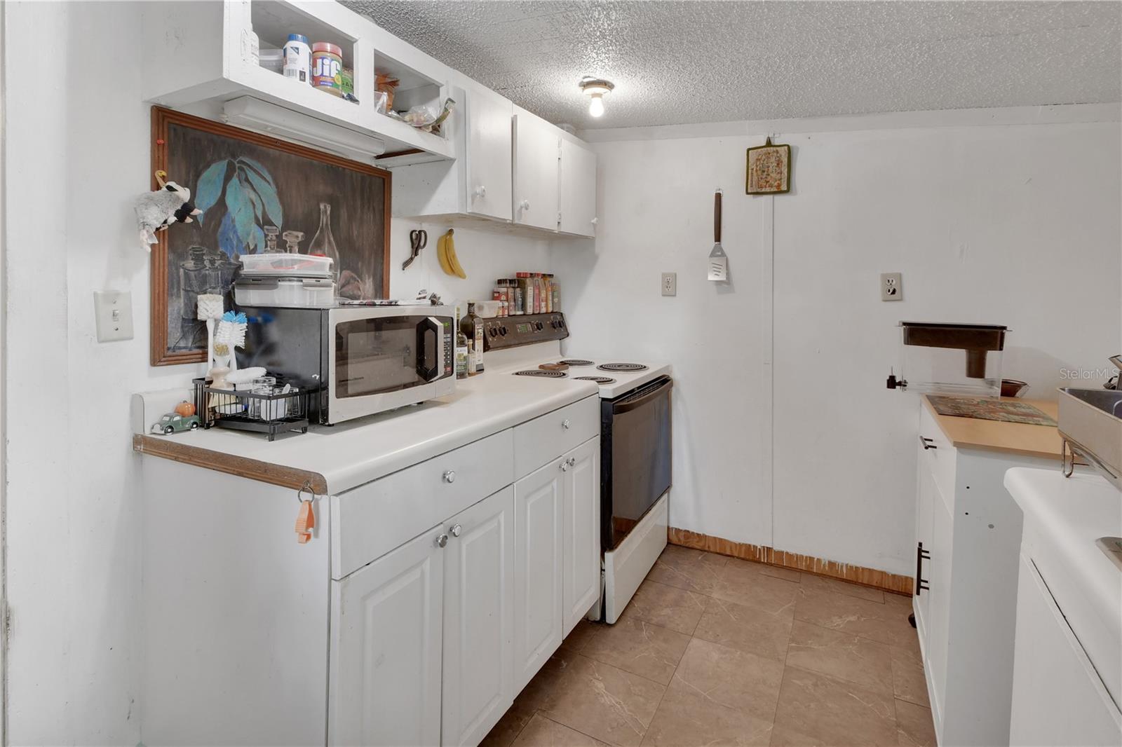 18931 E Altoona Rd Property Photo 8