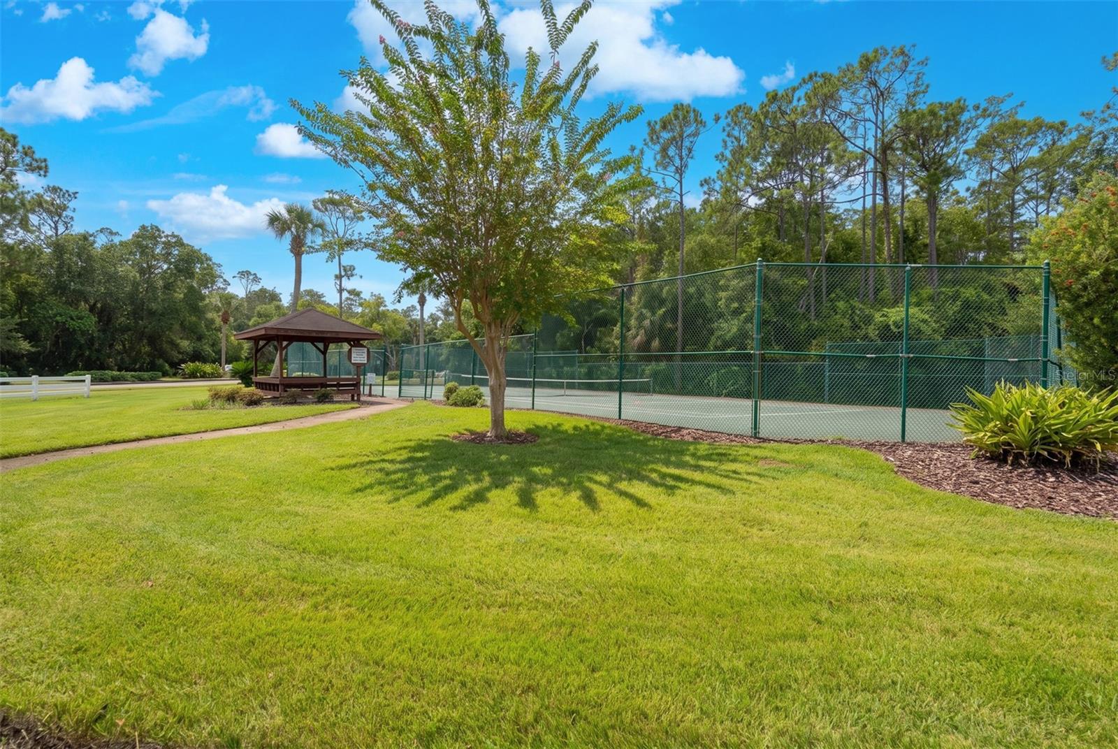 16 Westland Run Property Photo 41