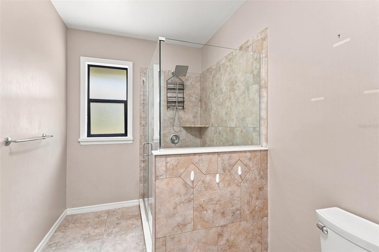 1530 W Beresford Rd Property Photo 25