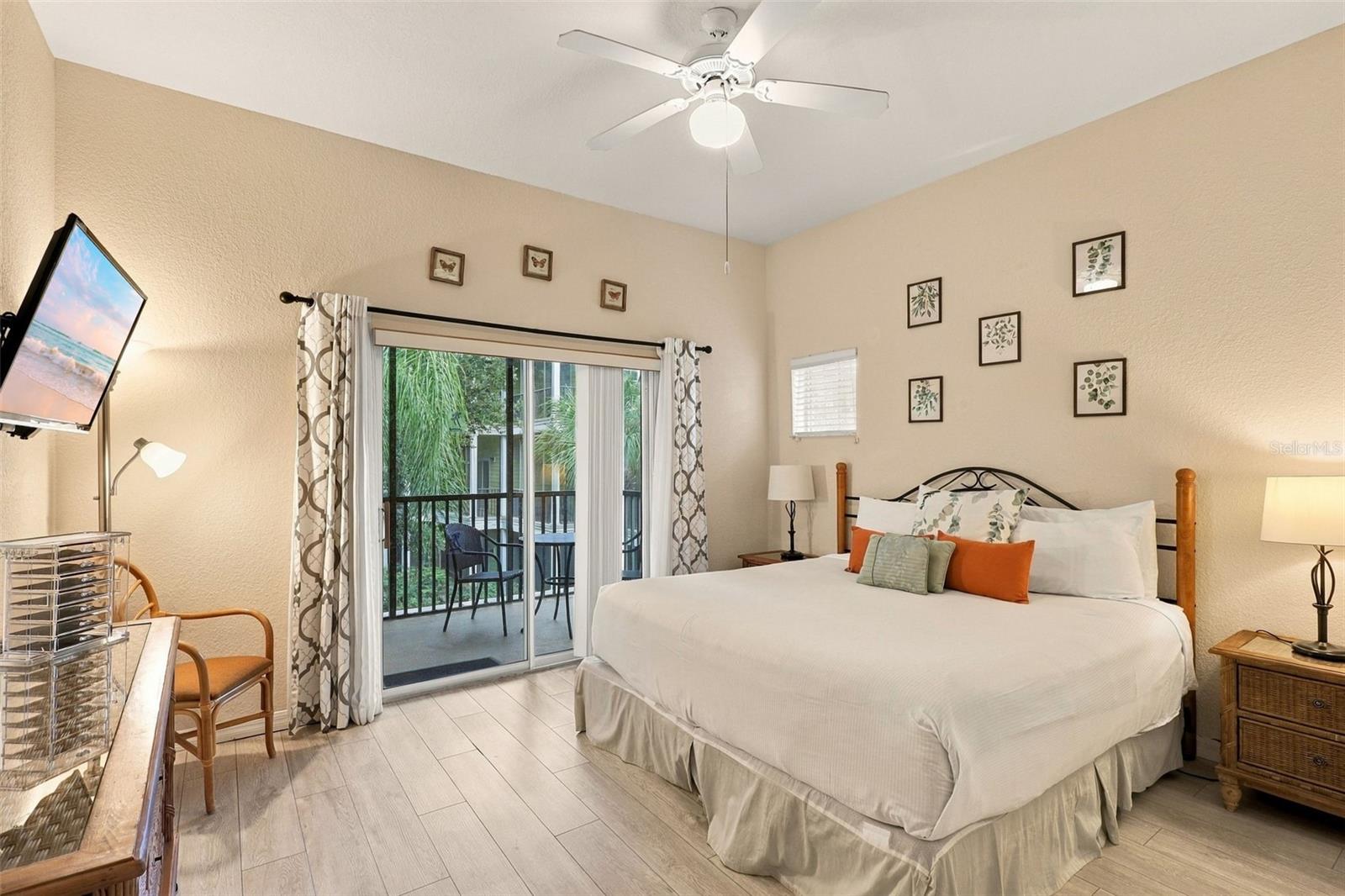 512 Lucaya Loop Property Photo 7
