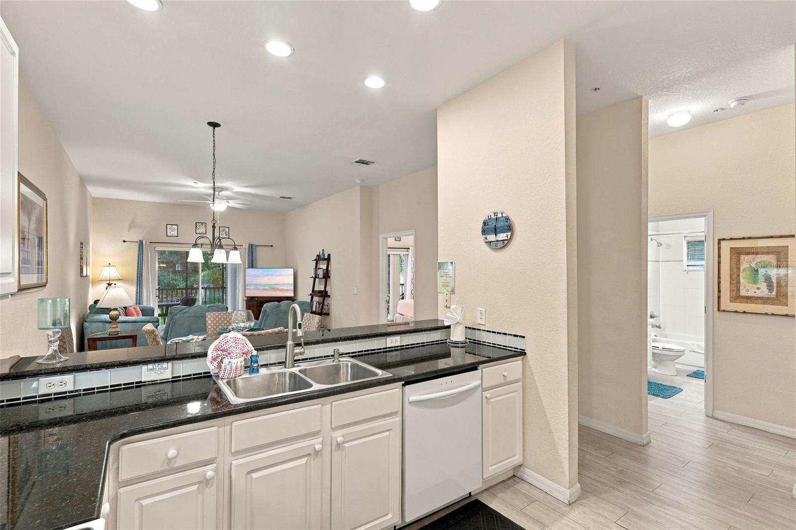 512 Lucaya Loop Property Photo 11