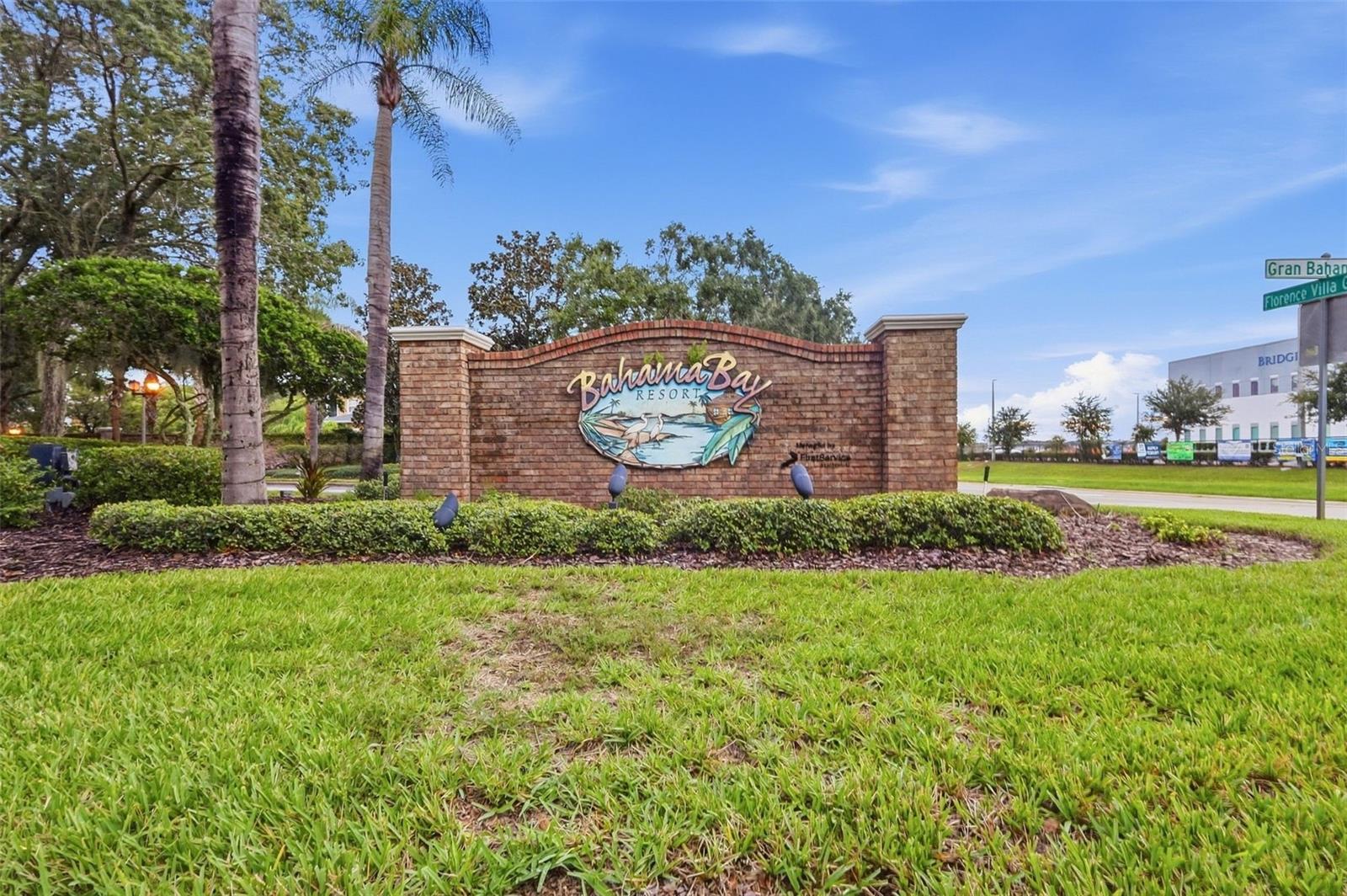 512 Lucaya Loop Property Photo 34