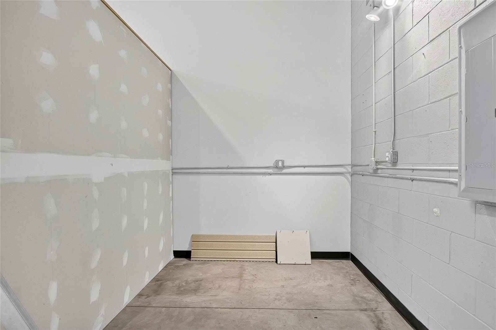 531 Virginia Ave #c Property Photo 11