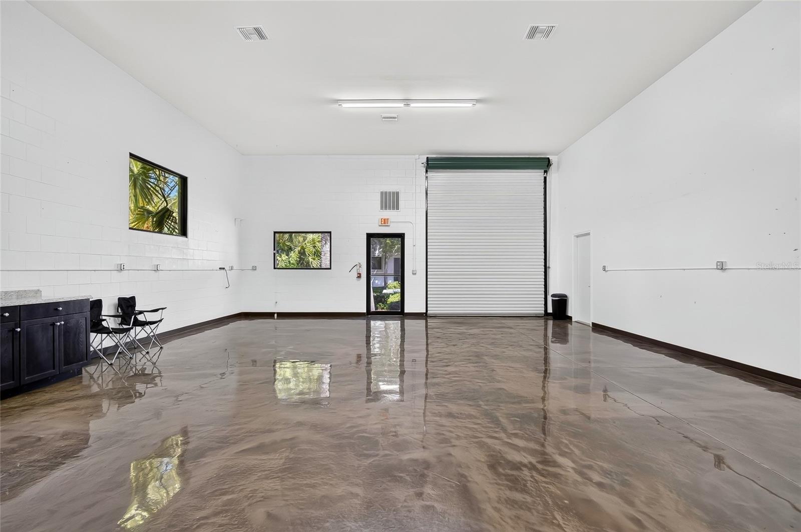 531 Virginia Ave #d Property Photo 4