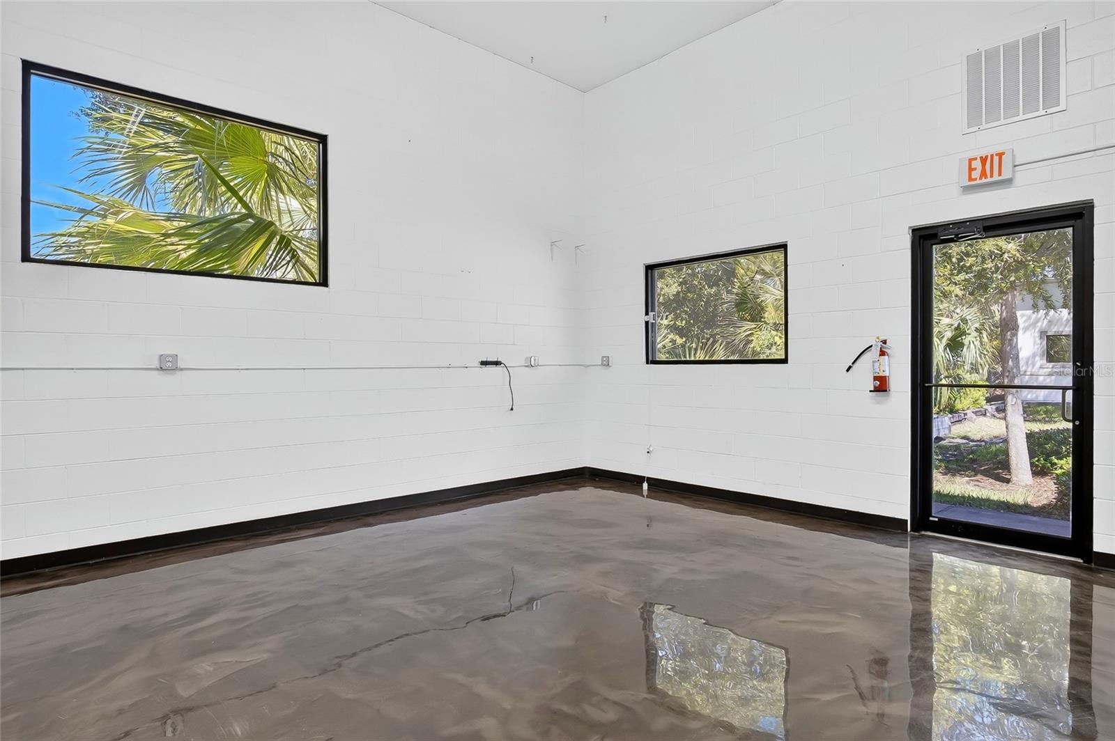 531 Virginia Ave #d Property Photo 7