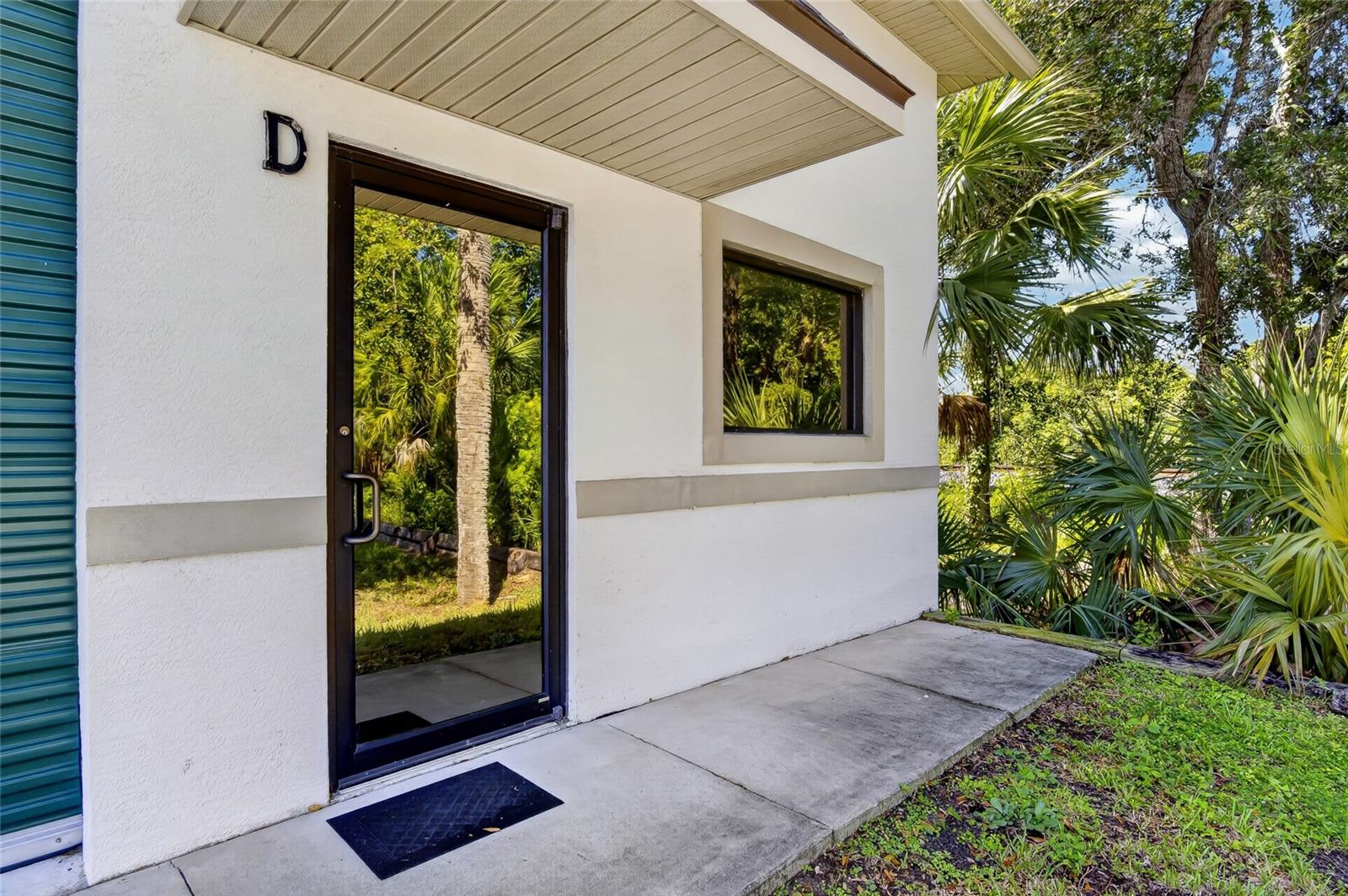 531 Virginia Ave #d Property Photo 15