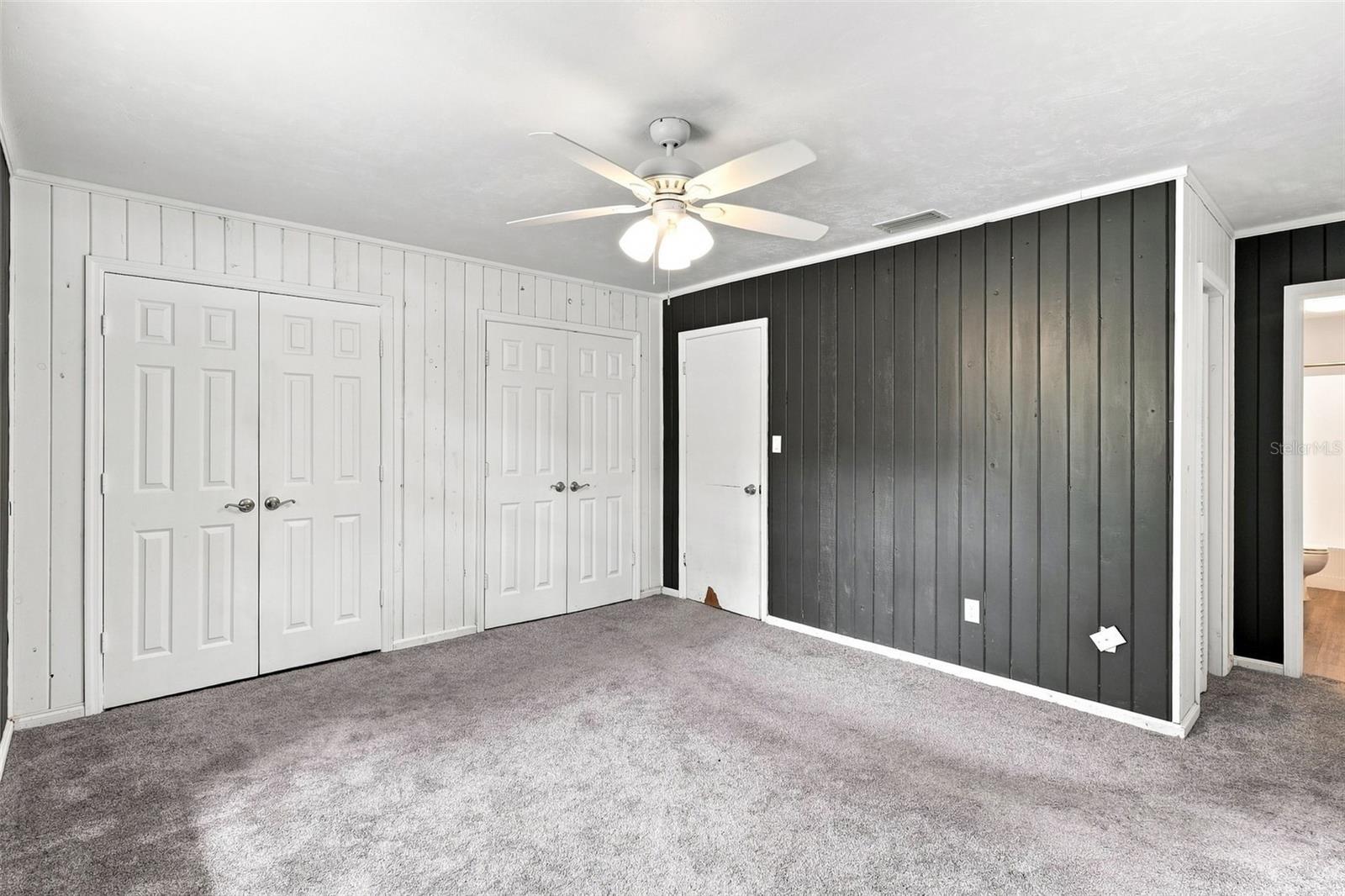 1095 S Ridgewood Ave Property Photo 19