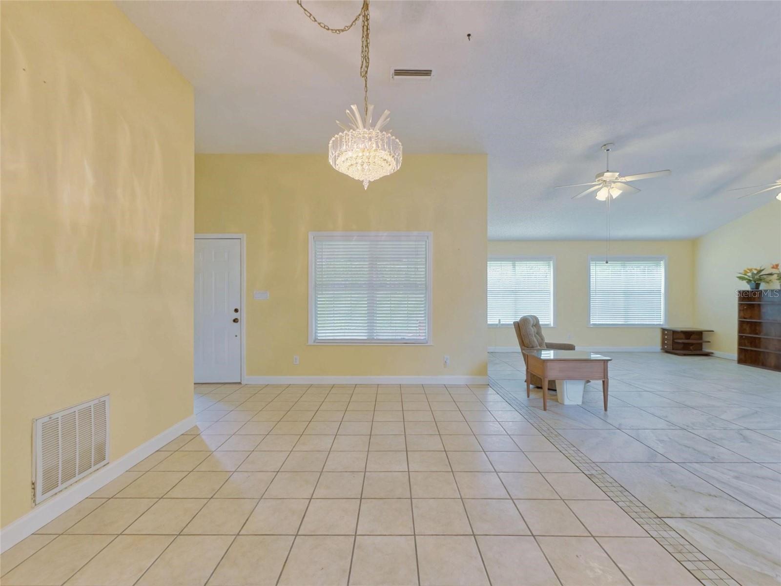 2490 S Glen Eagles Dr Property Photo 15