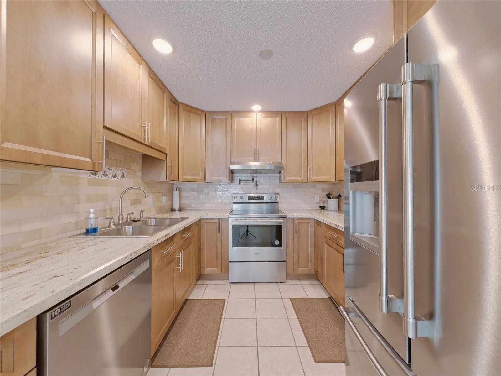 2490 S Glen Eagles Dr Property Photo 18
