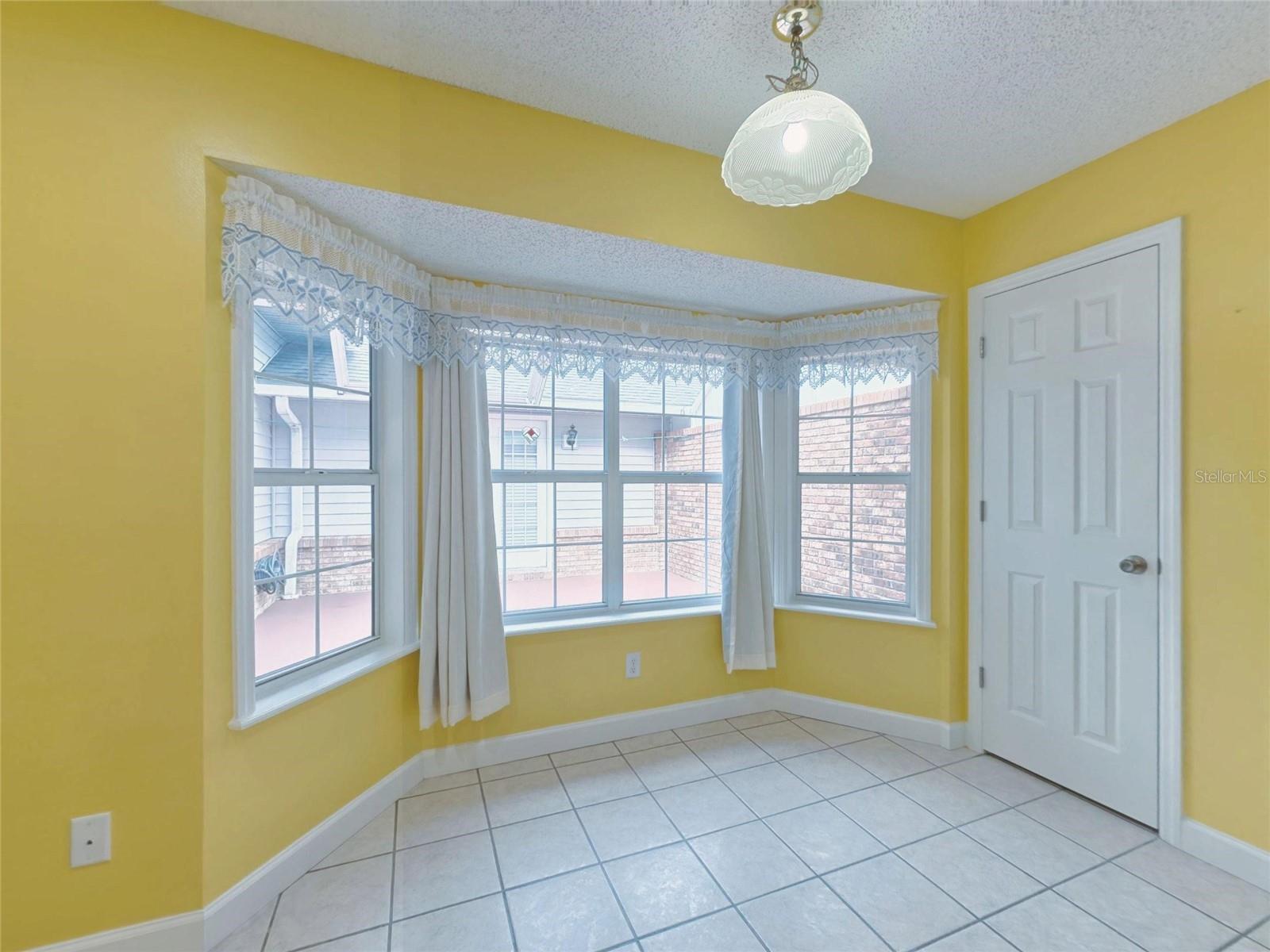 2490 S Glen Eagles Dr Property Photo 22