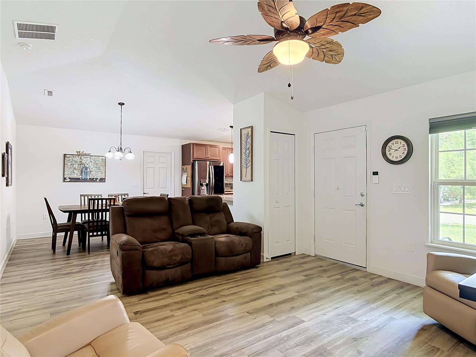 2863 Canal Rd Property Photo 10