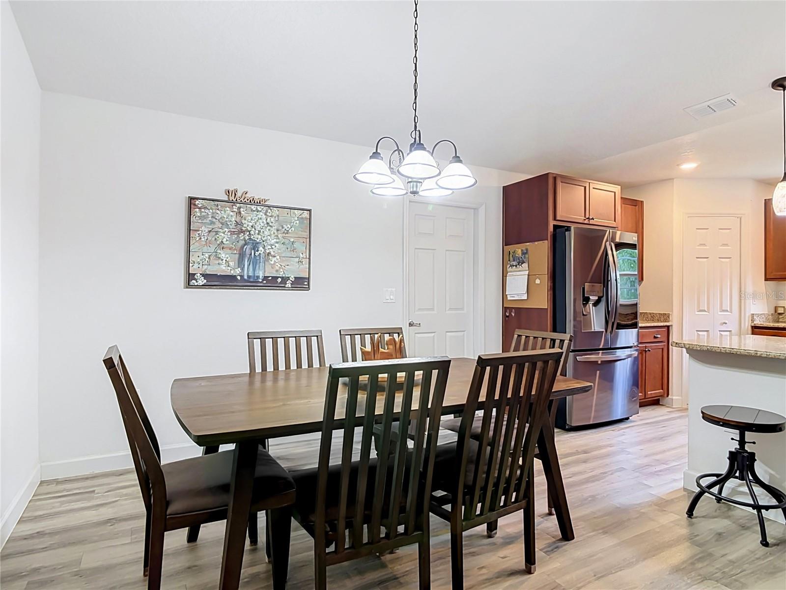 2863 Canal Rd Property Photo 12