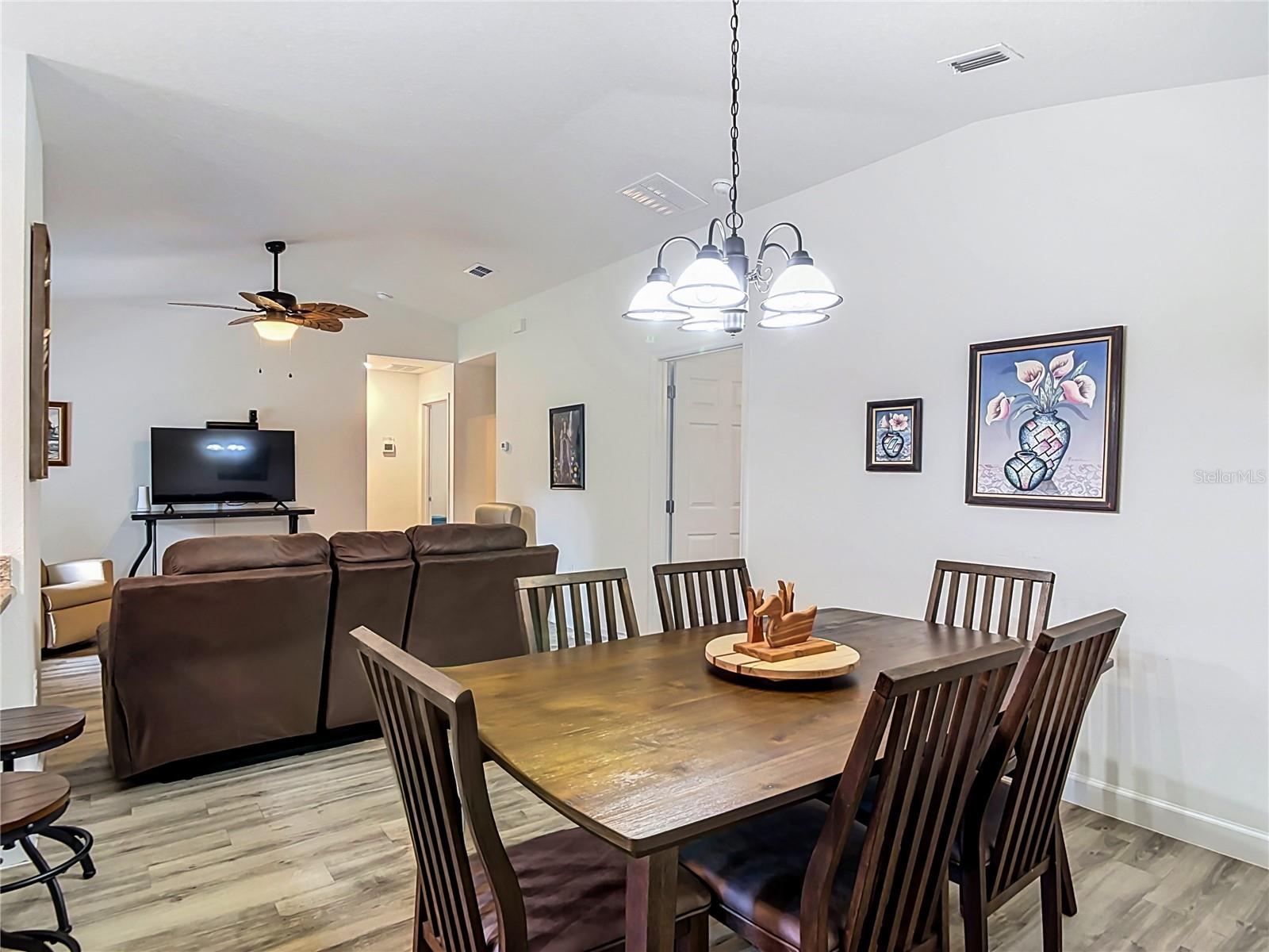 2863 Canal Rd Property Photo 15
