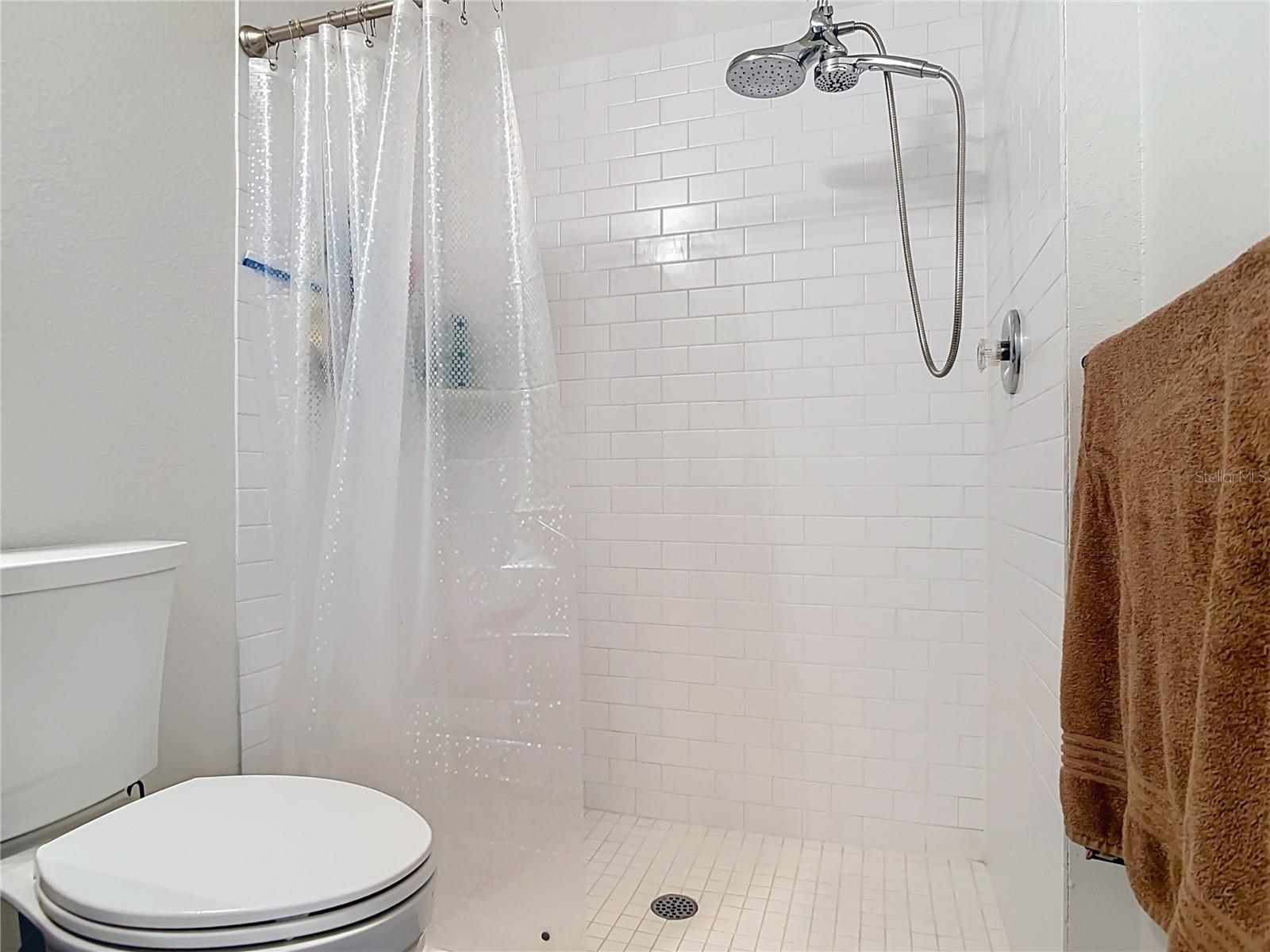 2863 Canal Rd Property Photo 38
