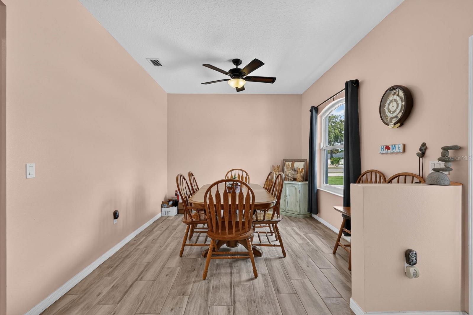 20 Royal Palm Ln Property Photo 8