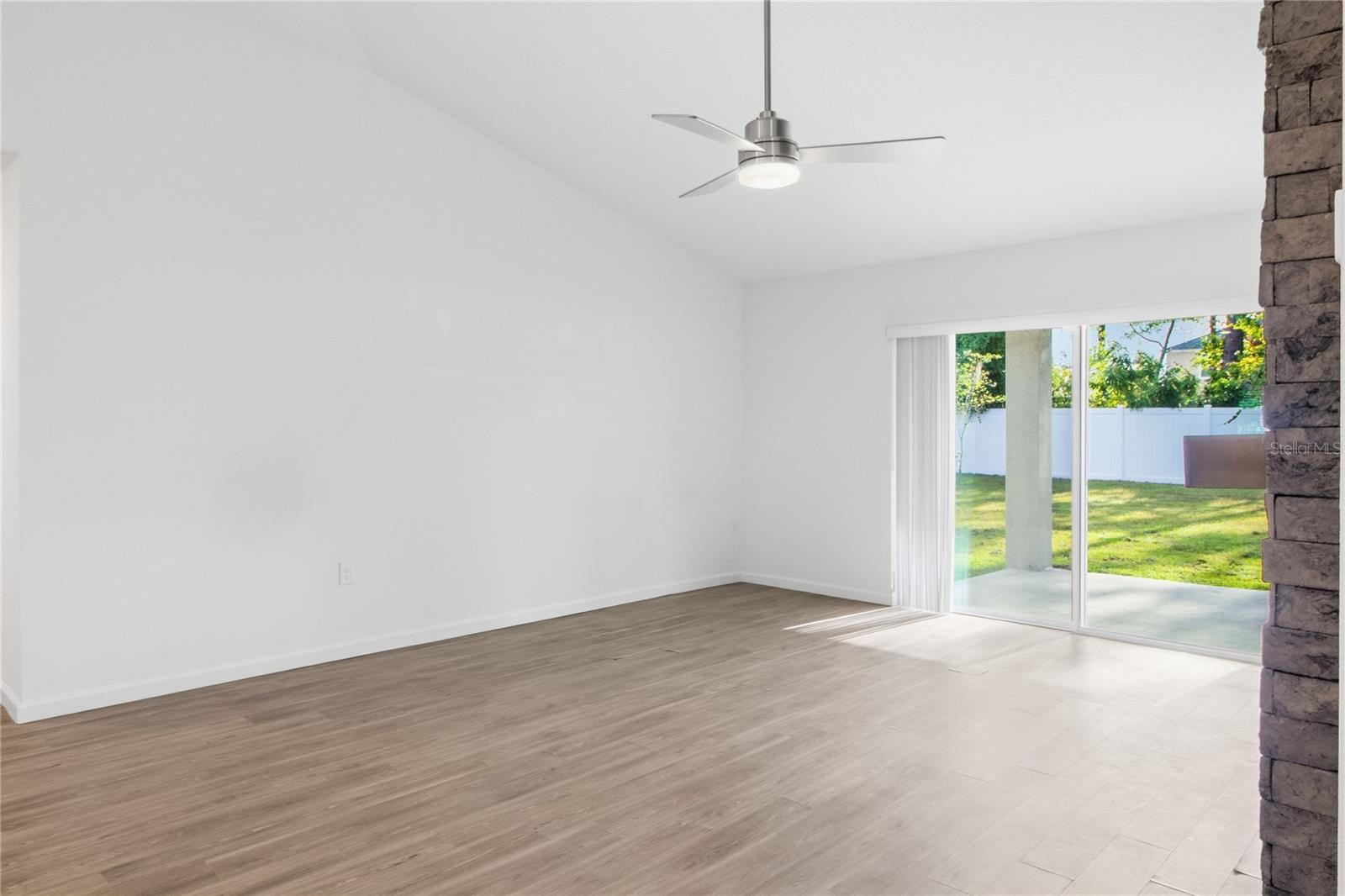 42 Woodborn Ln Property Photo 15