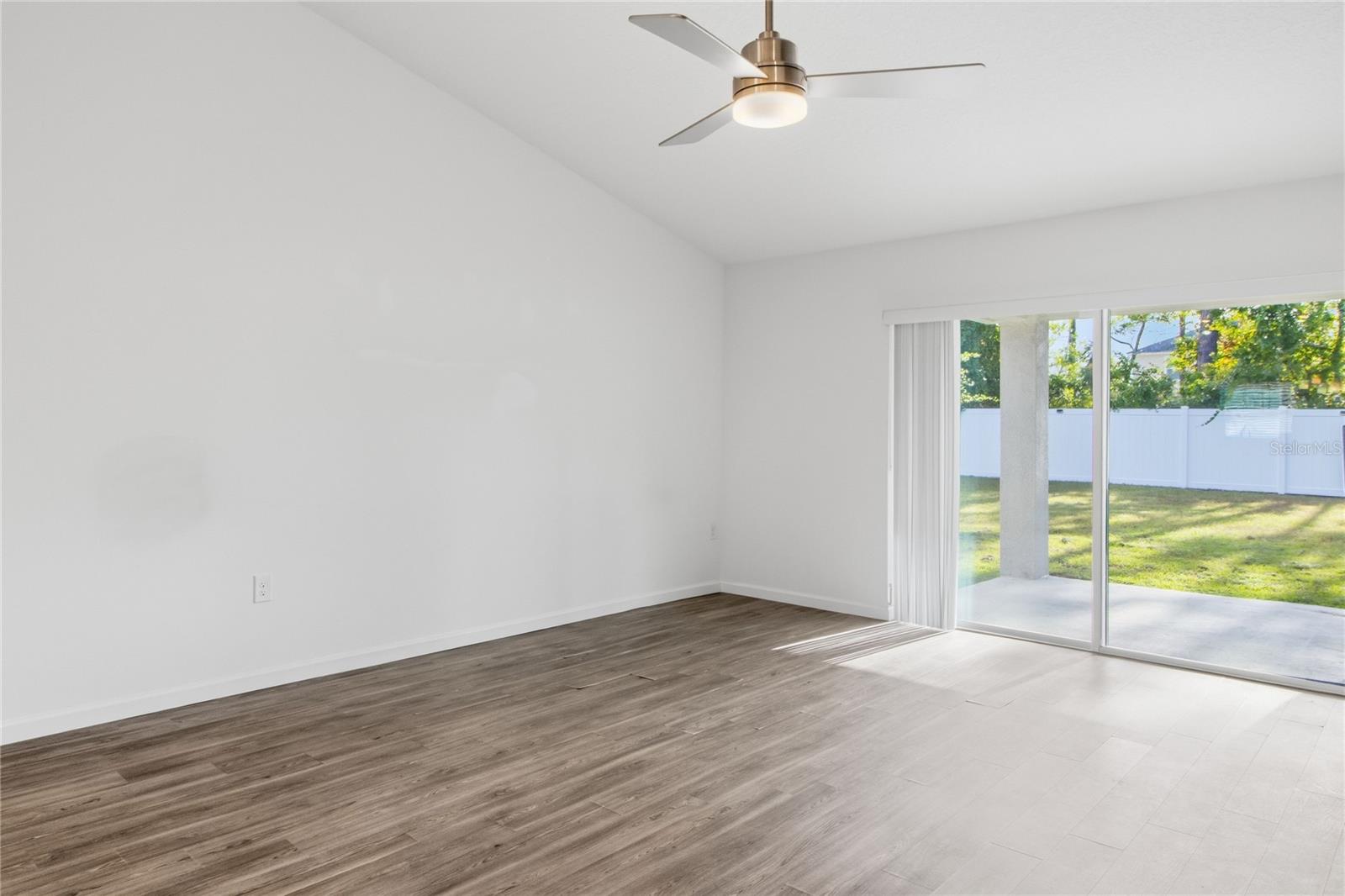 42 Woodborn Ln Property Photo 16