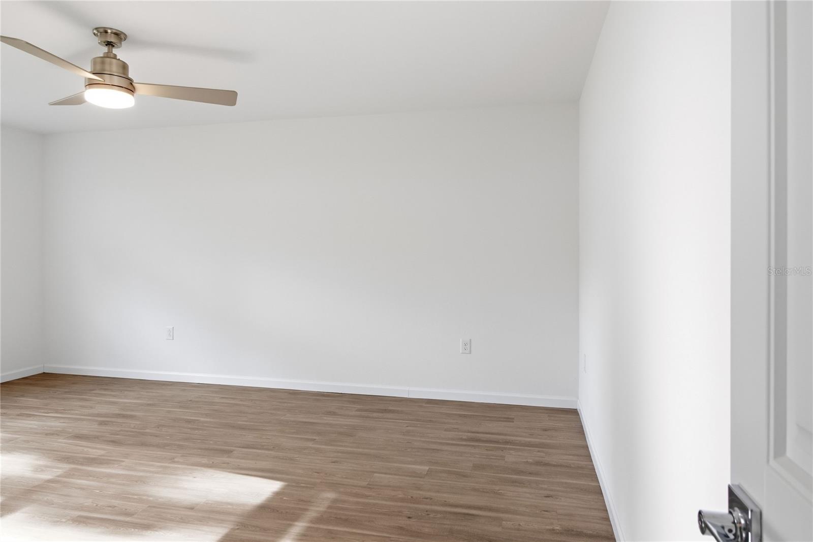 42 Woodborn Ln Property Photo 17