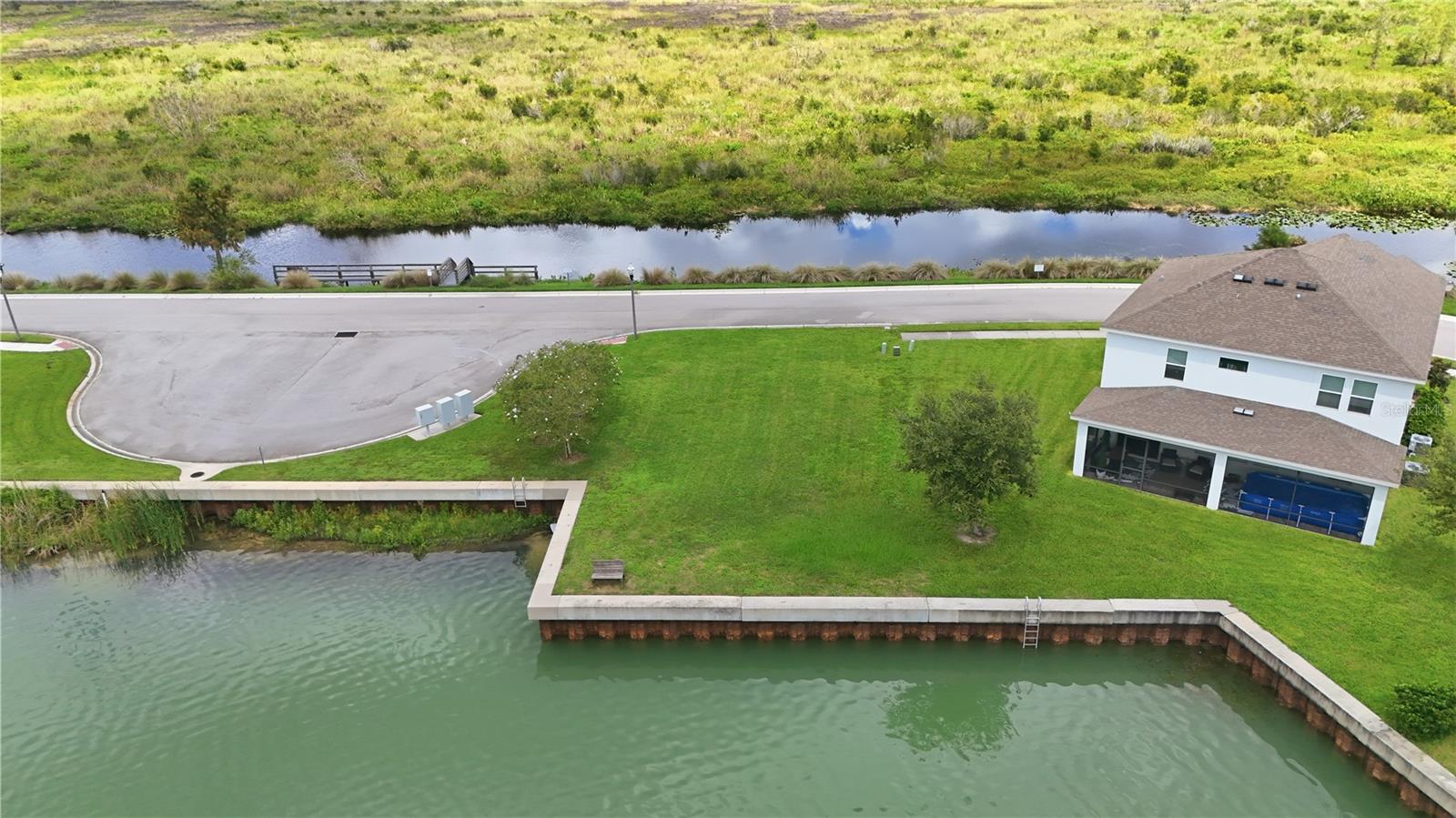 503 Blue Cypress Dr Property Photo 8