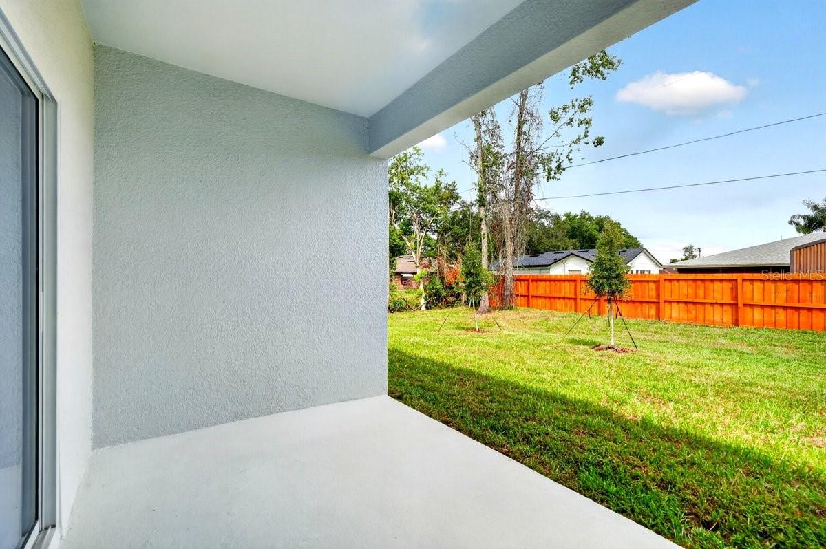 1559 Sumatra Ave Property Photo 6