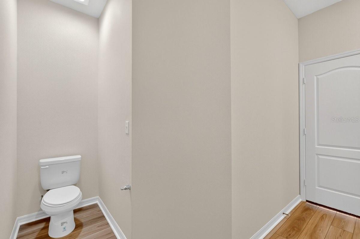 1559 Sumatra Ave Property Photo 18