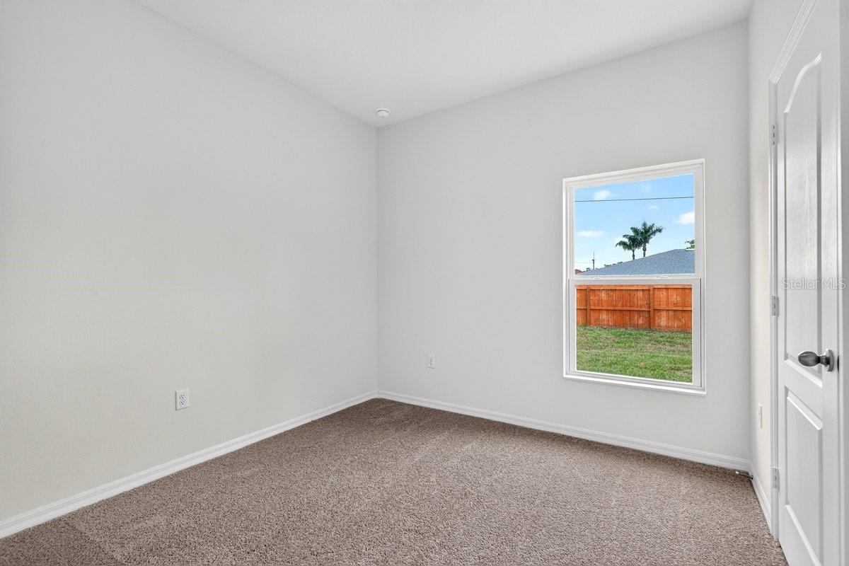 1559 Sumatra Ave Property Photo 24
