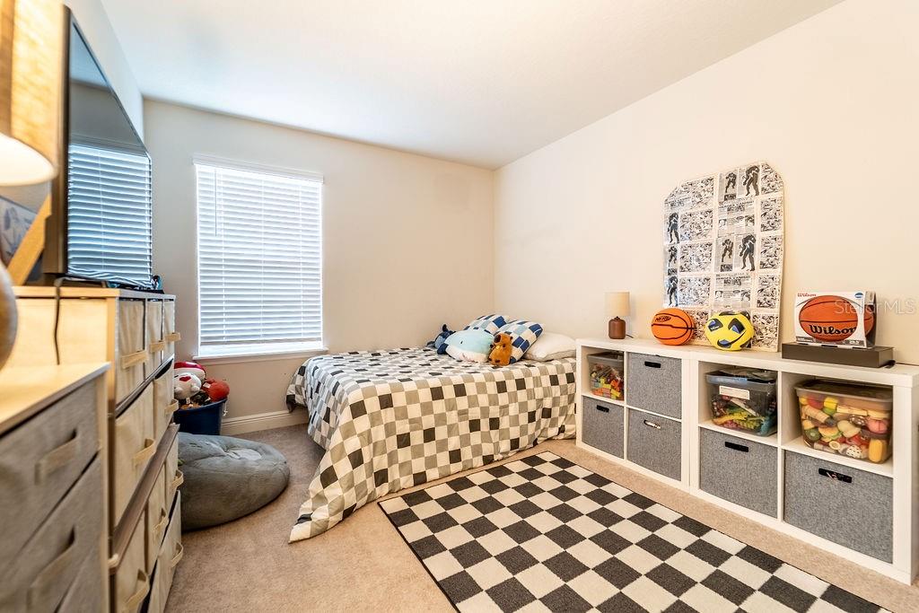 1625 Chelsea Manor Cir Property Photo 16