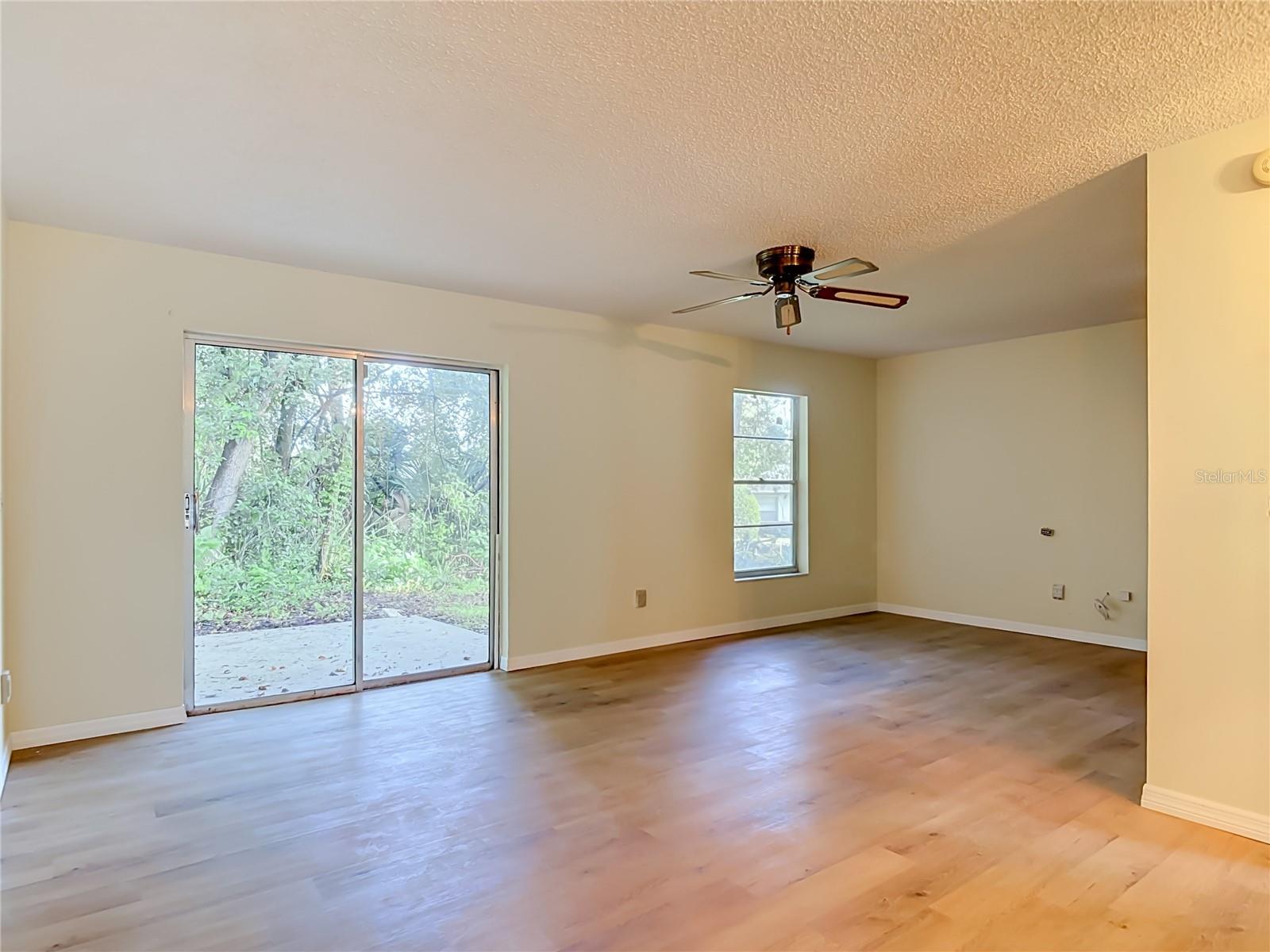 606 W Tall Pine Property Photo 22
