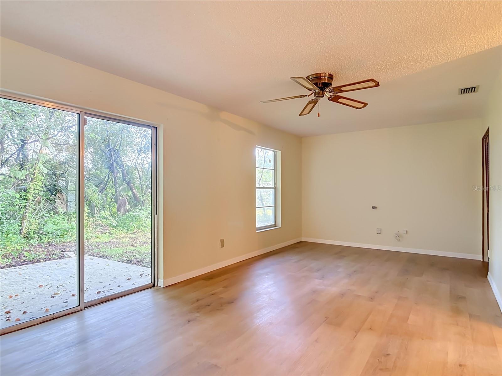 606 W Tall Pine Property Photo 23