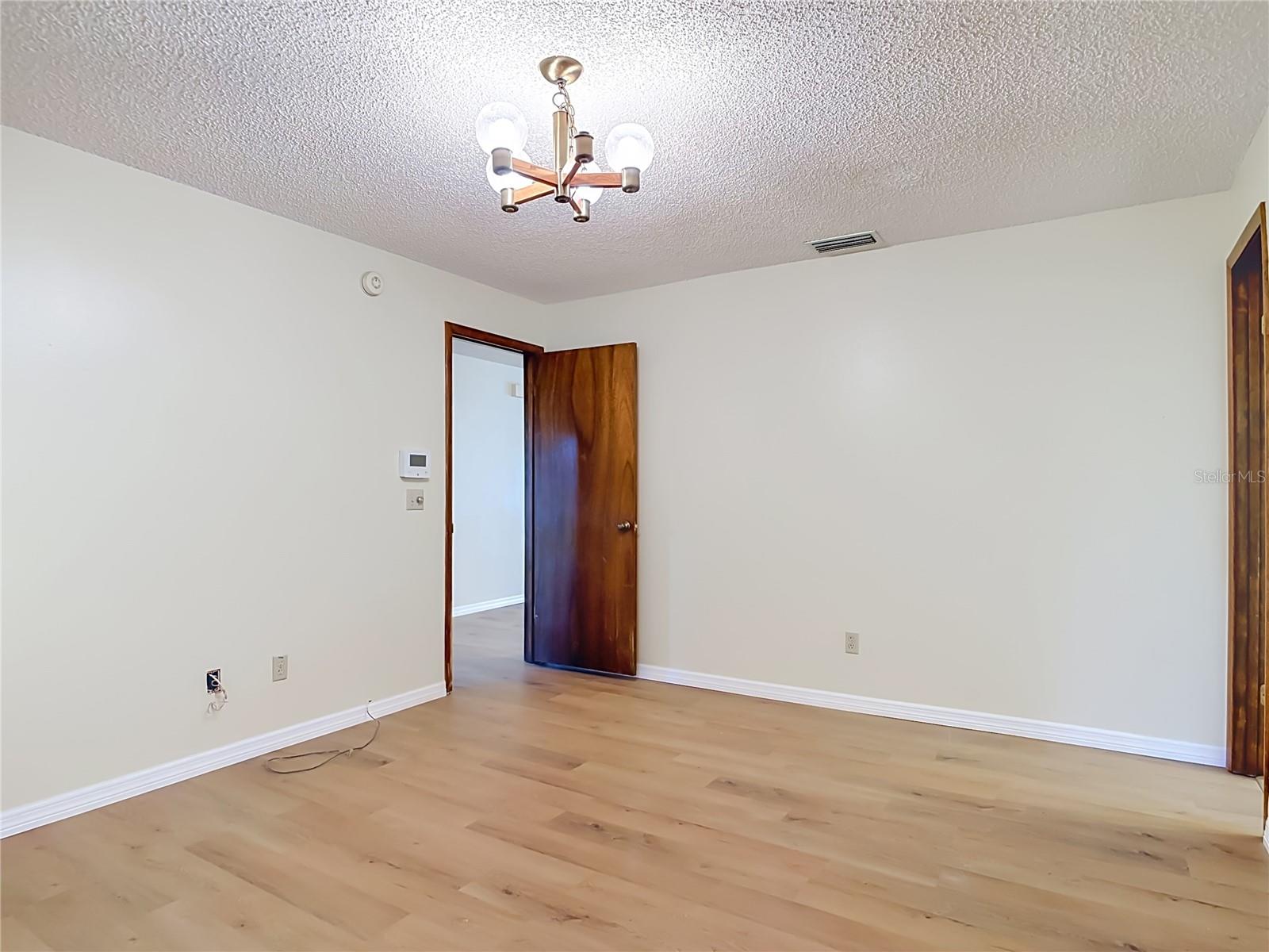 606 W Tall Pine Property Photo 30