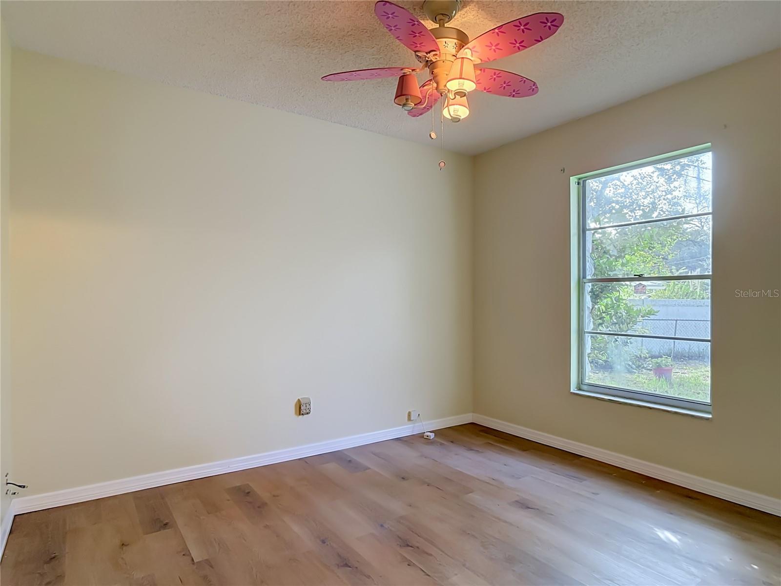 606 W Tall Pine Property Photo 35