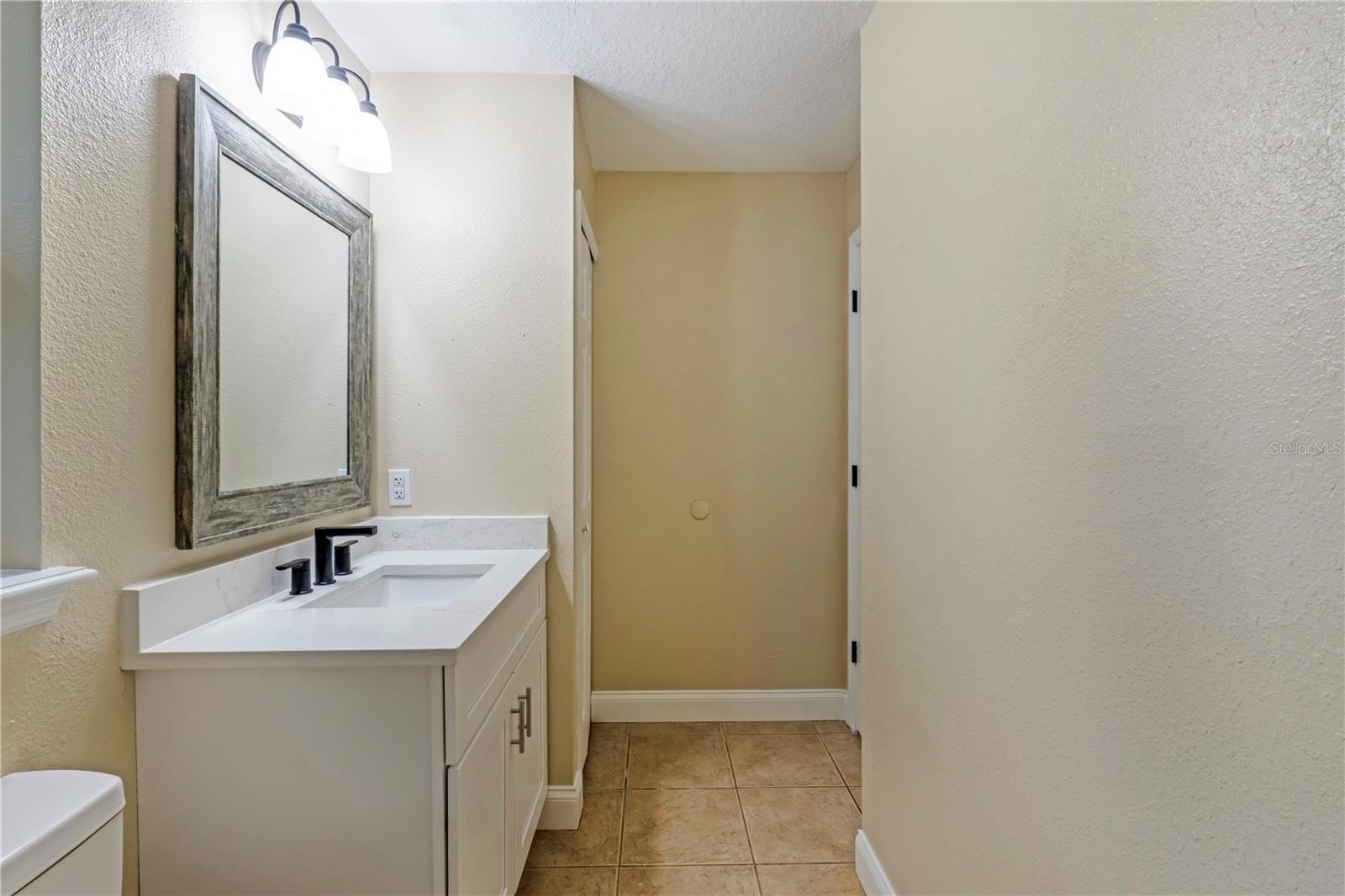1260 2nd St Property Photo 15