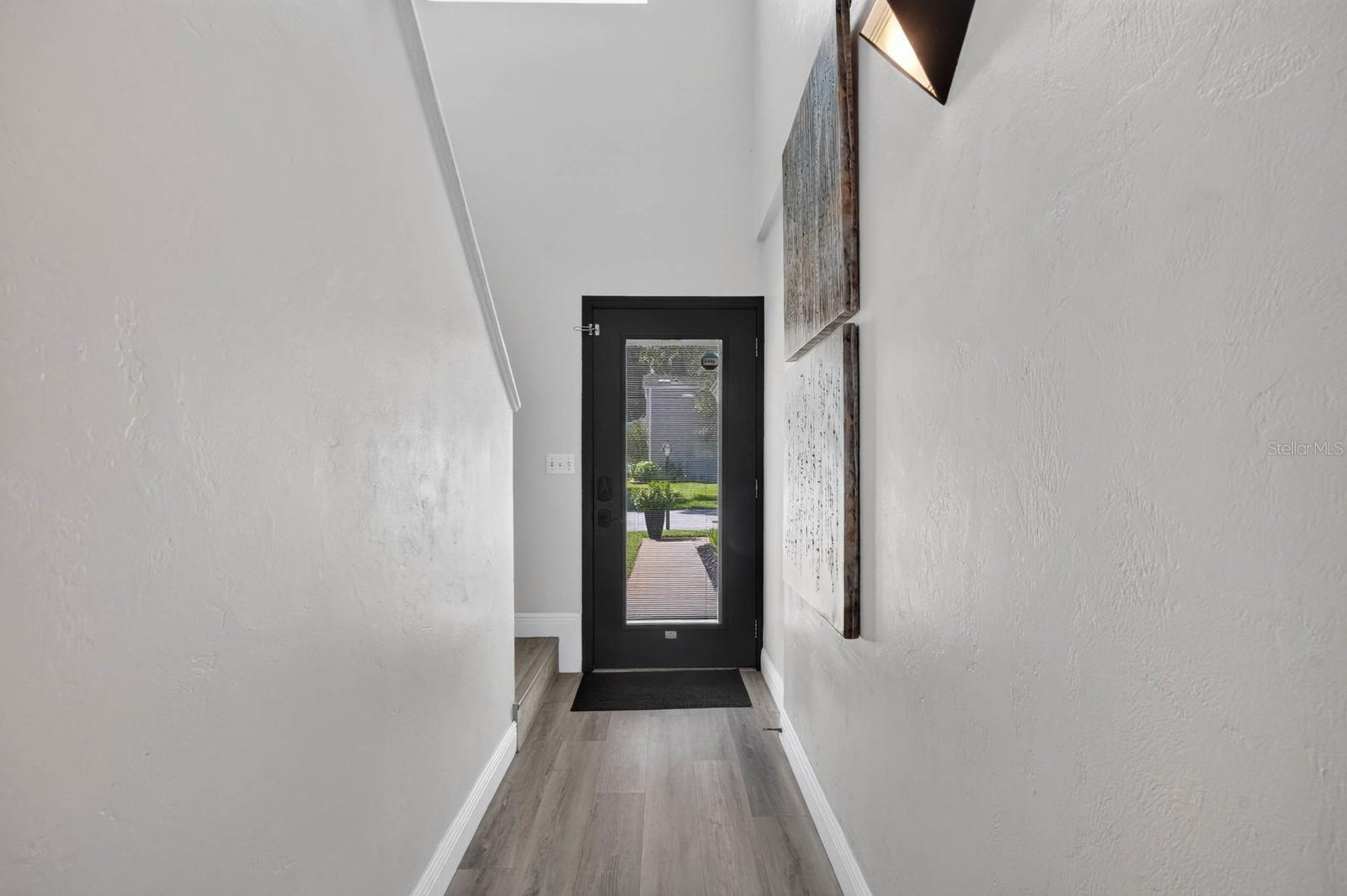 1122 Meditation Loop Property Photo 3