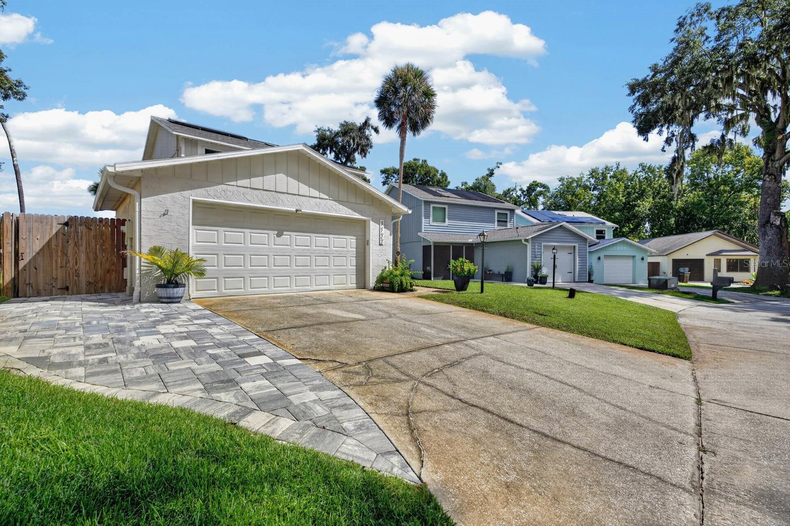 1122 Meditation Loop Property Photo 46