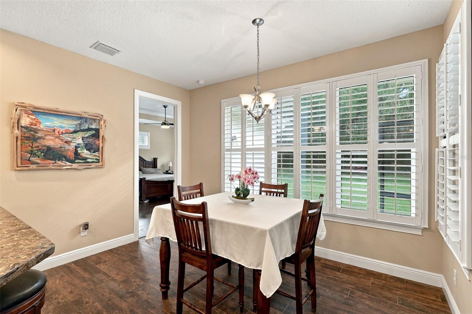 1806 Glenwood Oaks Ln Property Photo 11