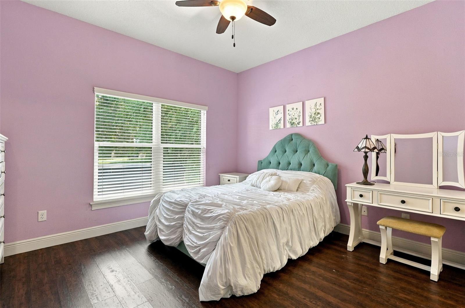 1806 Glenwood Oaks Ln Property Photo 19