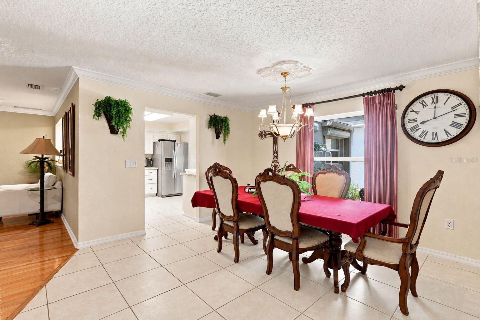 750 Old Treeline Trl Property Photo 16